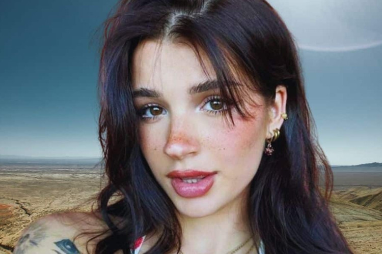Ari Kytsya È Stato Seguito Da Uno Stalker Fino A Quando Non Ha Dovuto Cambiare Casa, Come È Andata Veramente?